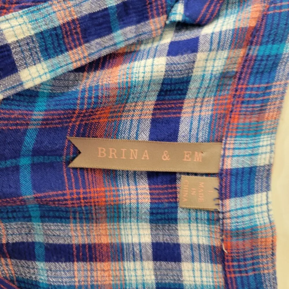 Brina & Em Blue Plaid Sleeveless Shirt - Picture 3 of 4